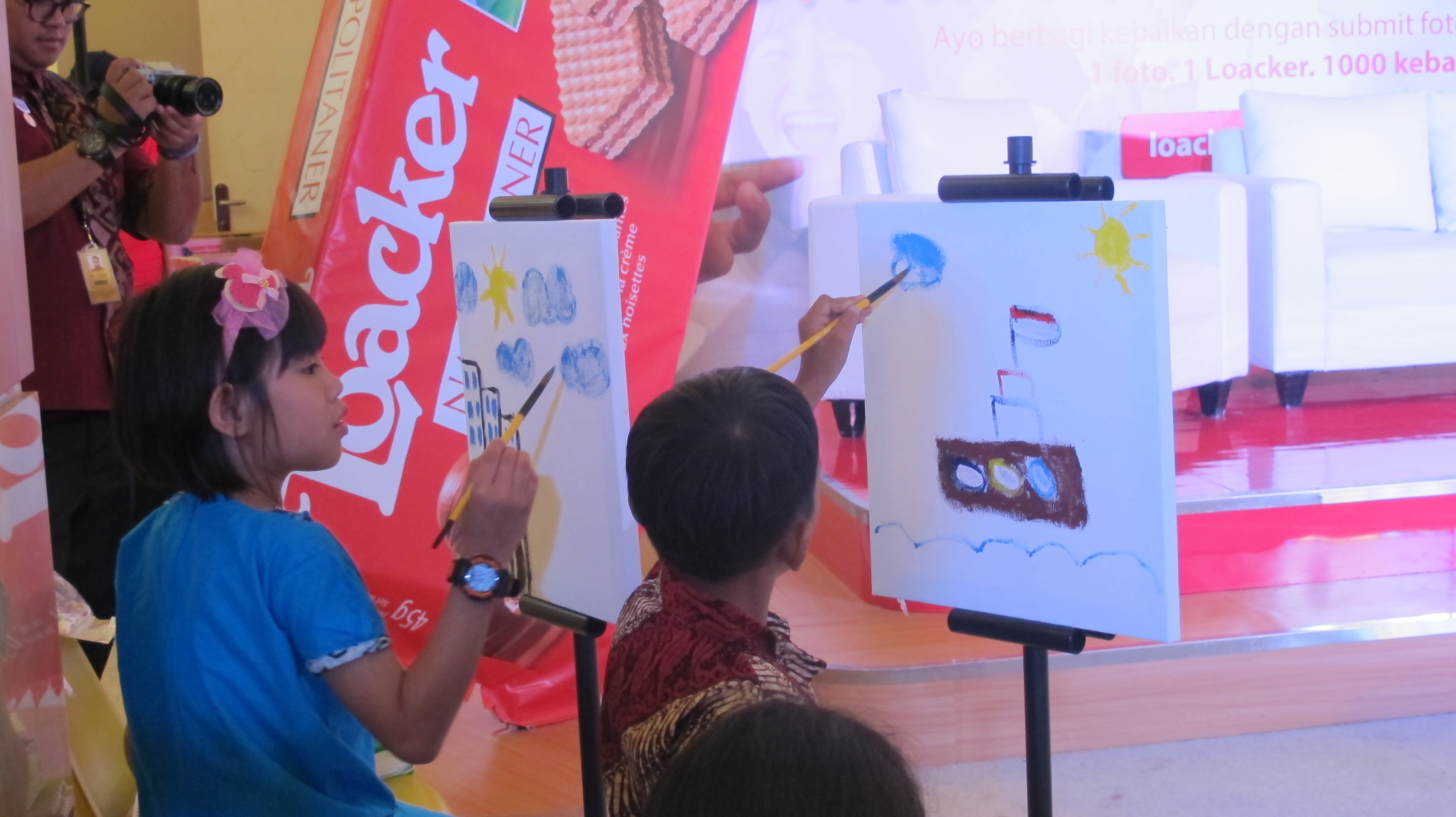 SHARE THE GOODNESS FROM LOACKER TO SAYAP IBU JAKARTA