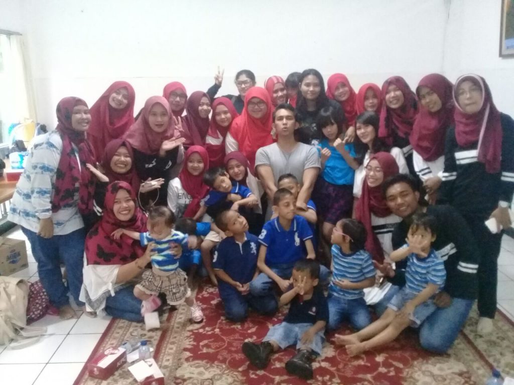Lylla Band Rayakan Ulang Tahun di Yayasan Sayap Ibu Jakarta